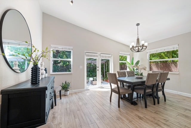 Perfect Charming Home in The Roads