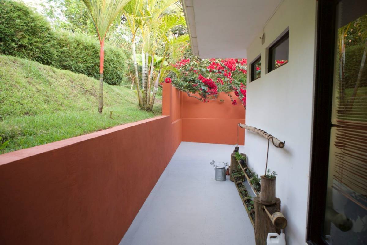 Terra Lodge - Income producing property with two apartments, swimming pool and 1 bedroom home.