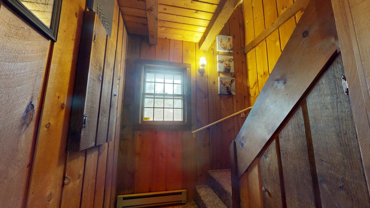 Pet Friendly Londonderry Home