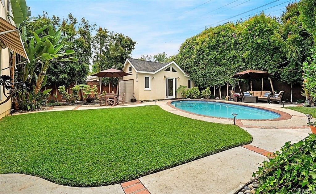 4225 Camellia Ave
