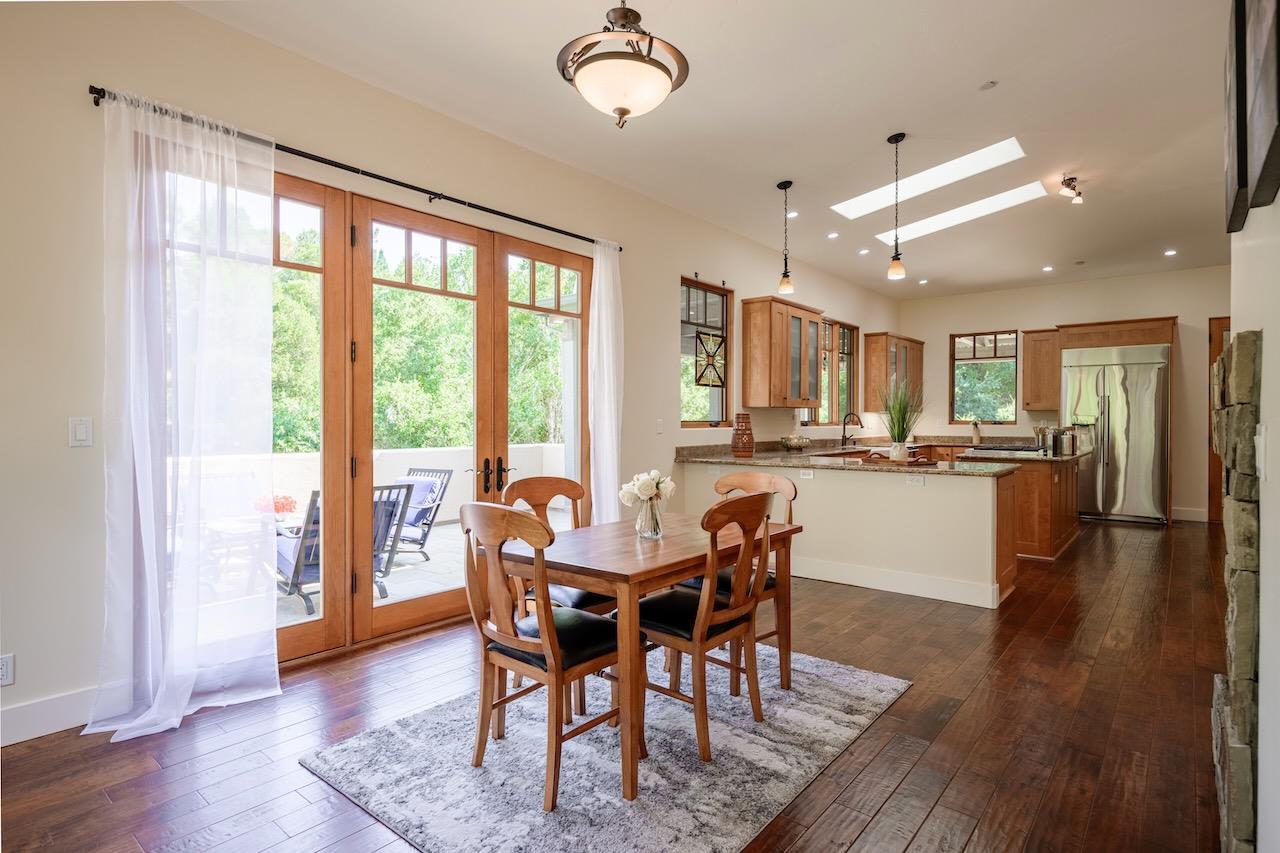 641 Fern Rdg