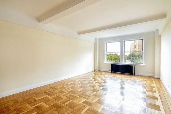 330 W 72nd St Ste 6A