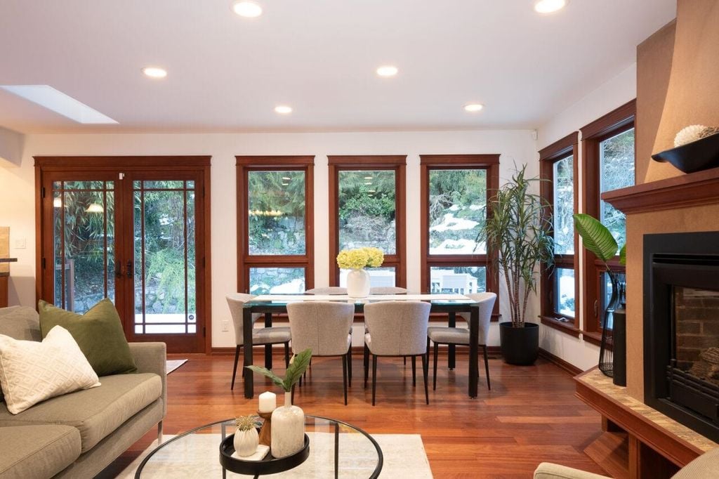 4397 Rockridge Rd