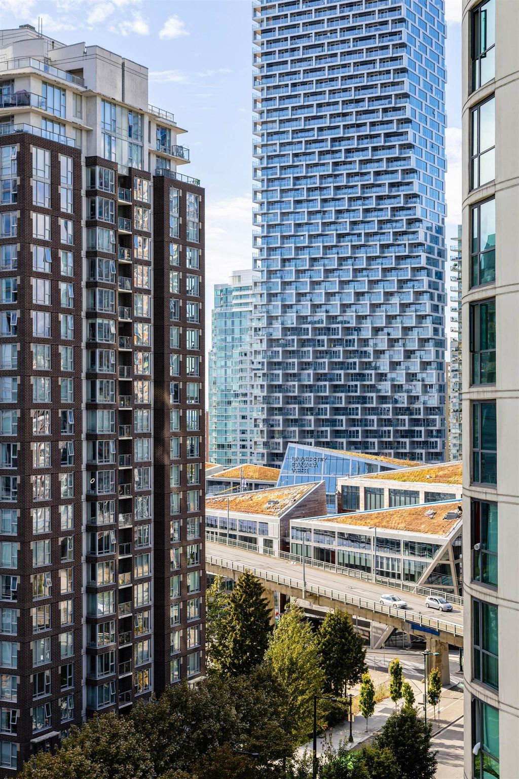 499 Pacific St, #1502