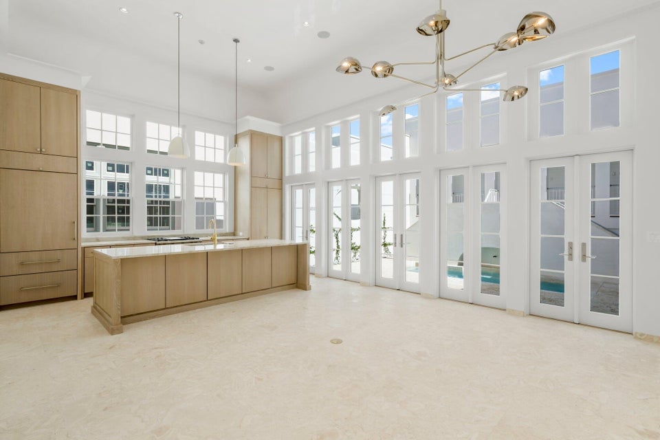 42 Sea Garden St