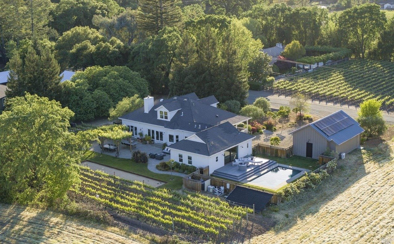 2880 Foothill Boulevard