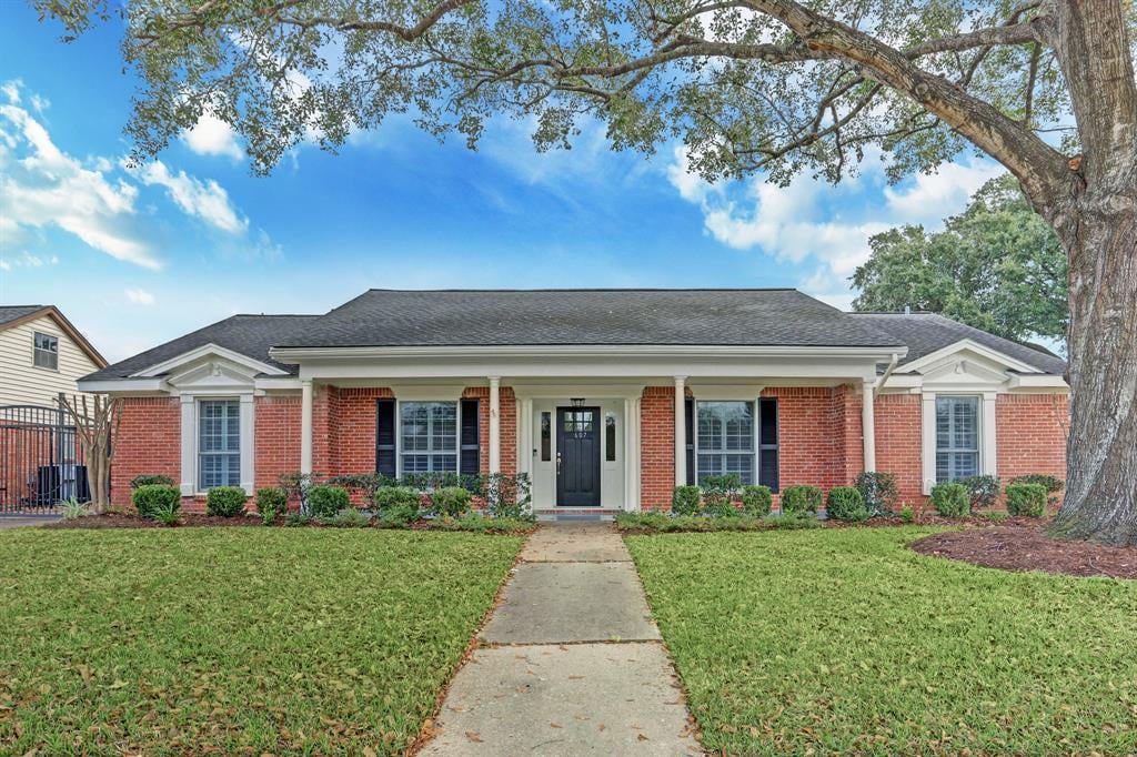 3607 Freshmeadows Dr