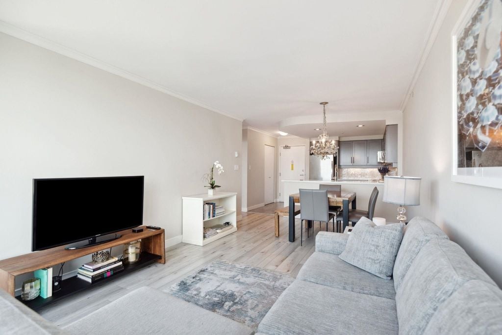 1008 Cambie St, #3008