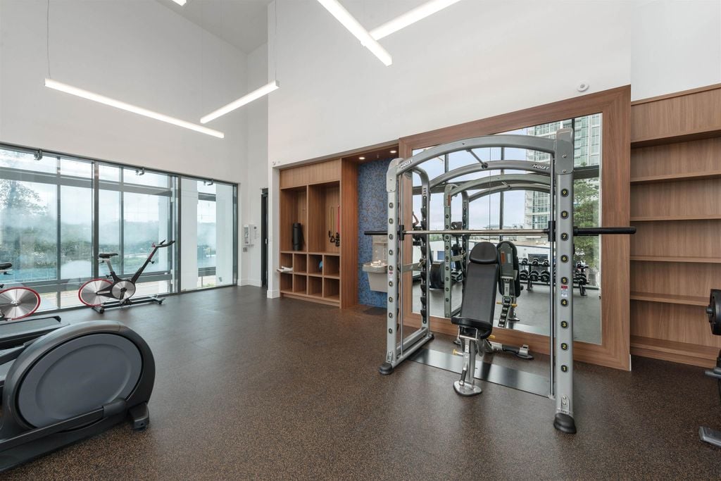 2425 Alpha Ave, #307