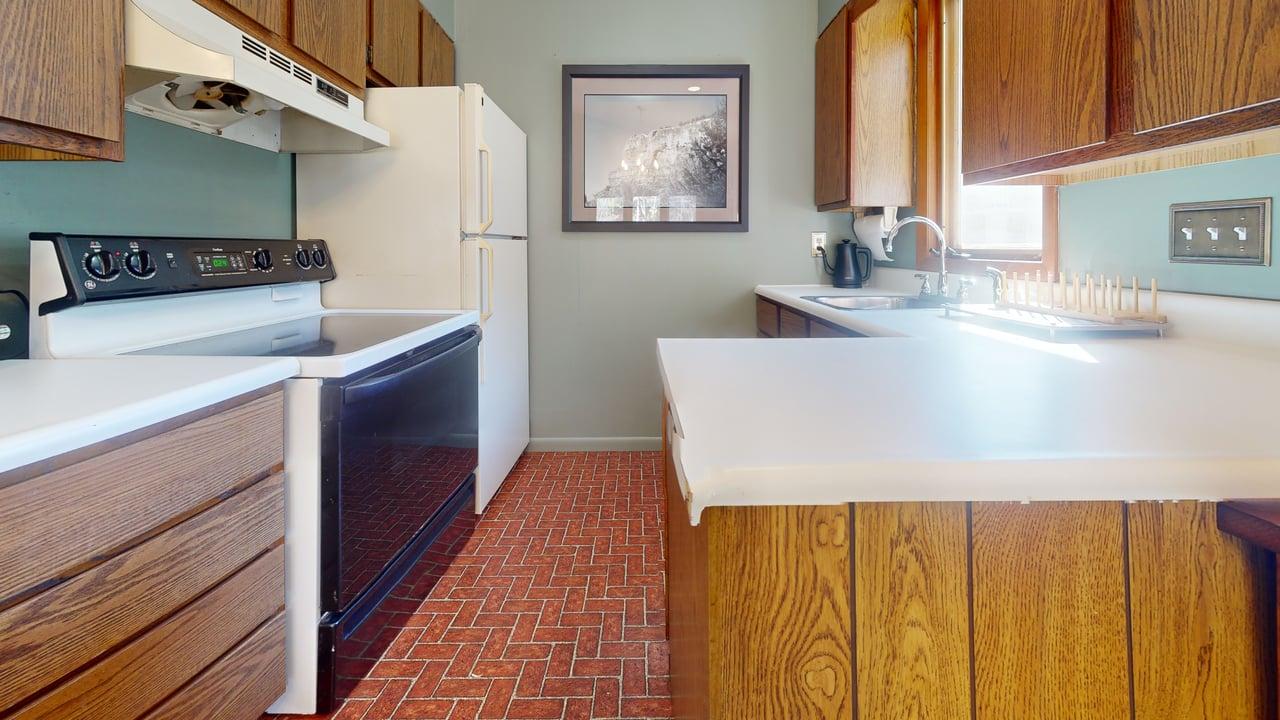 Cozy 1-Bedroom Apartment 