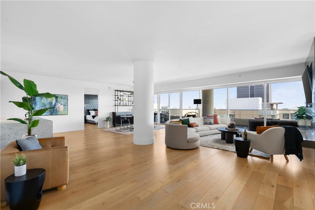 6250 Hollywood Blvd, #14F