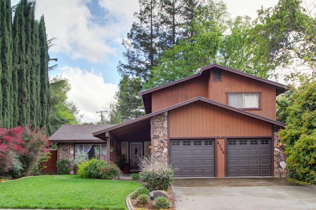 Gorgeous New Listing in 95821! 