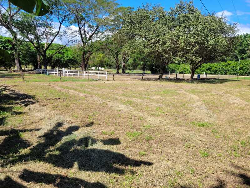 Finca Sabana | Charming Adobe-Style Home with Guest House and Pool on 2.6 Acres in Guanacaste’s Countryside