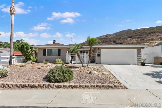 7219 Golfcrest Dr