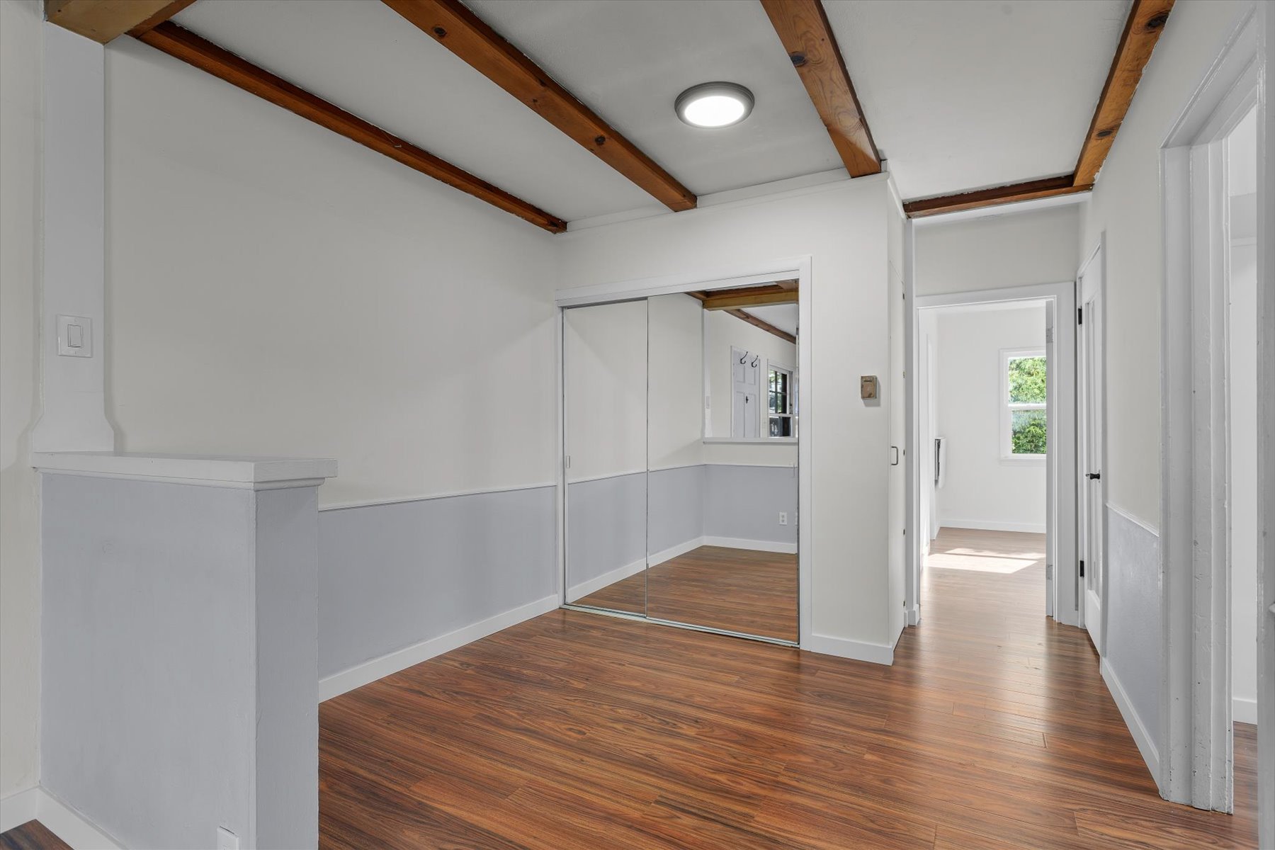 711 Pier Ave, Ocean Park