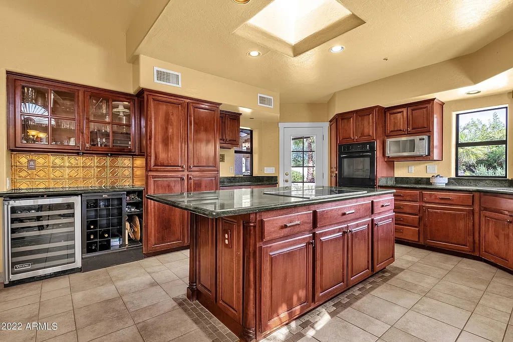 10985 E Palomino Rd