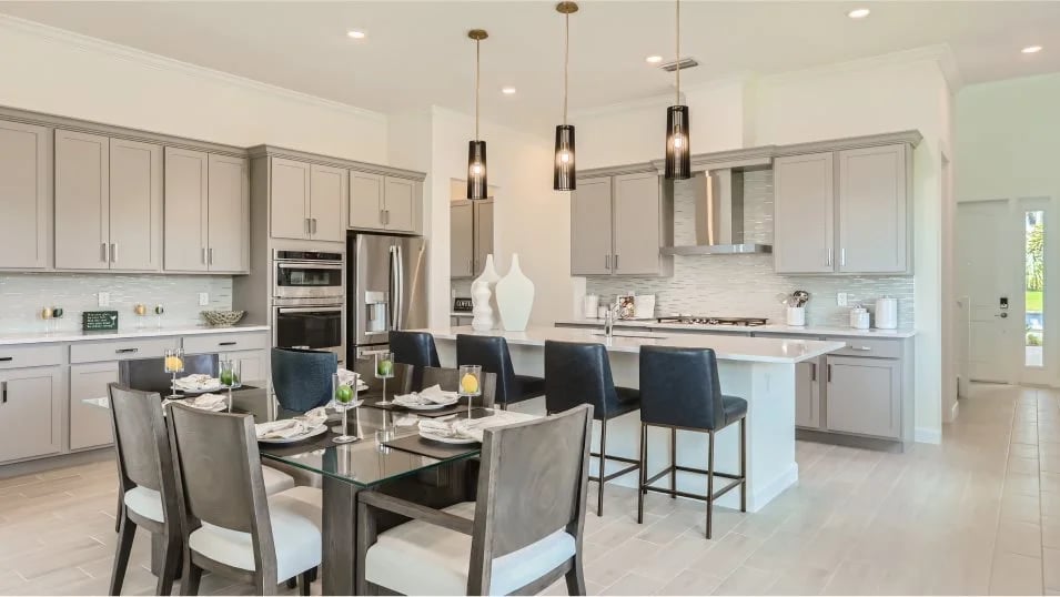 512 SE FASCINO CIR