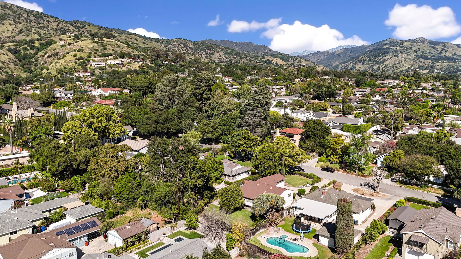 617 N Vista Bonita Avenue