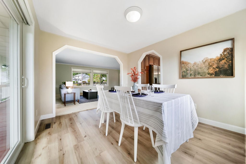 3055 NW Colonial Lane