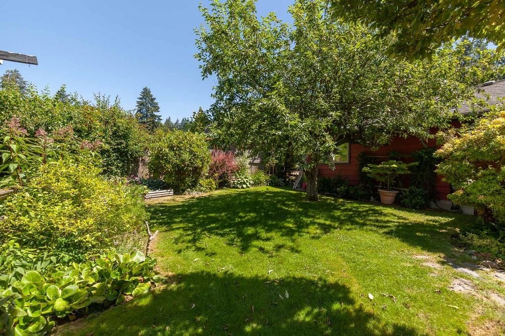 38263 Northridge Dr