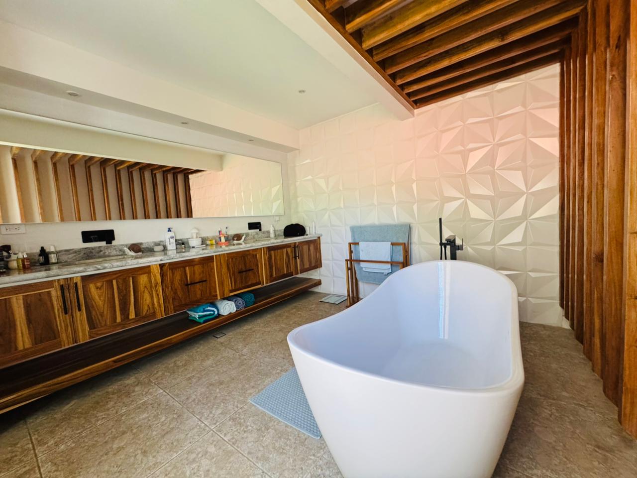 Casa Solara - Palm Beach Estates - Playa Grande 