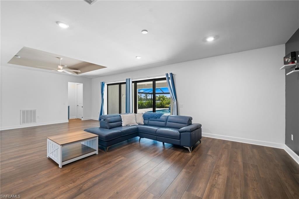 19001 Aqua Shore Dr