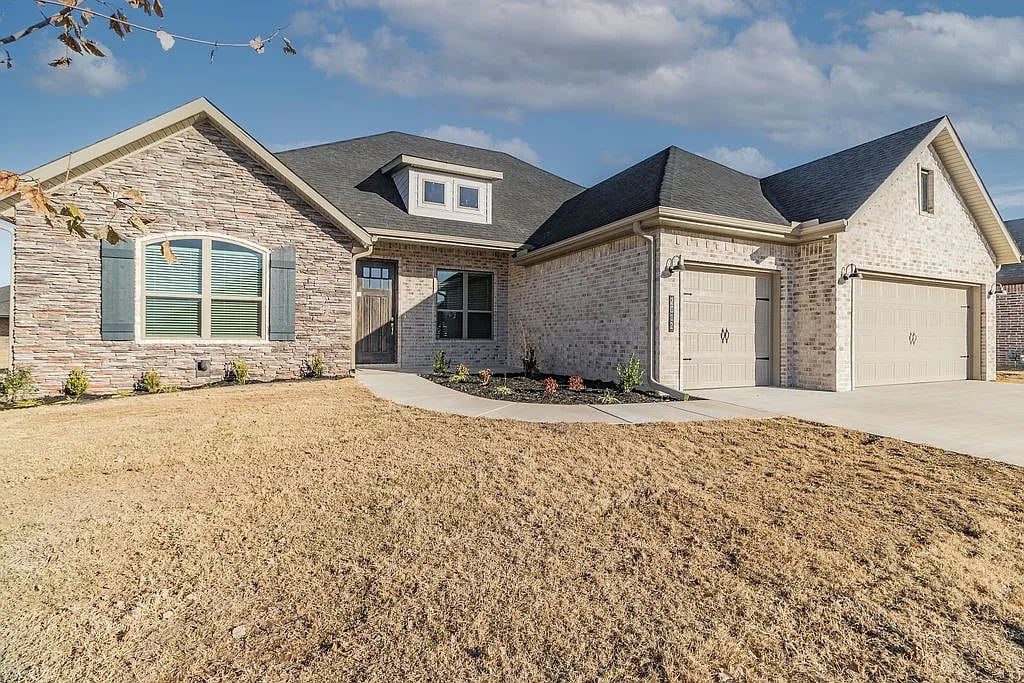 2012 Abbott Ln