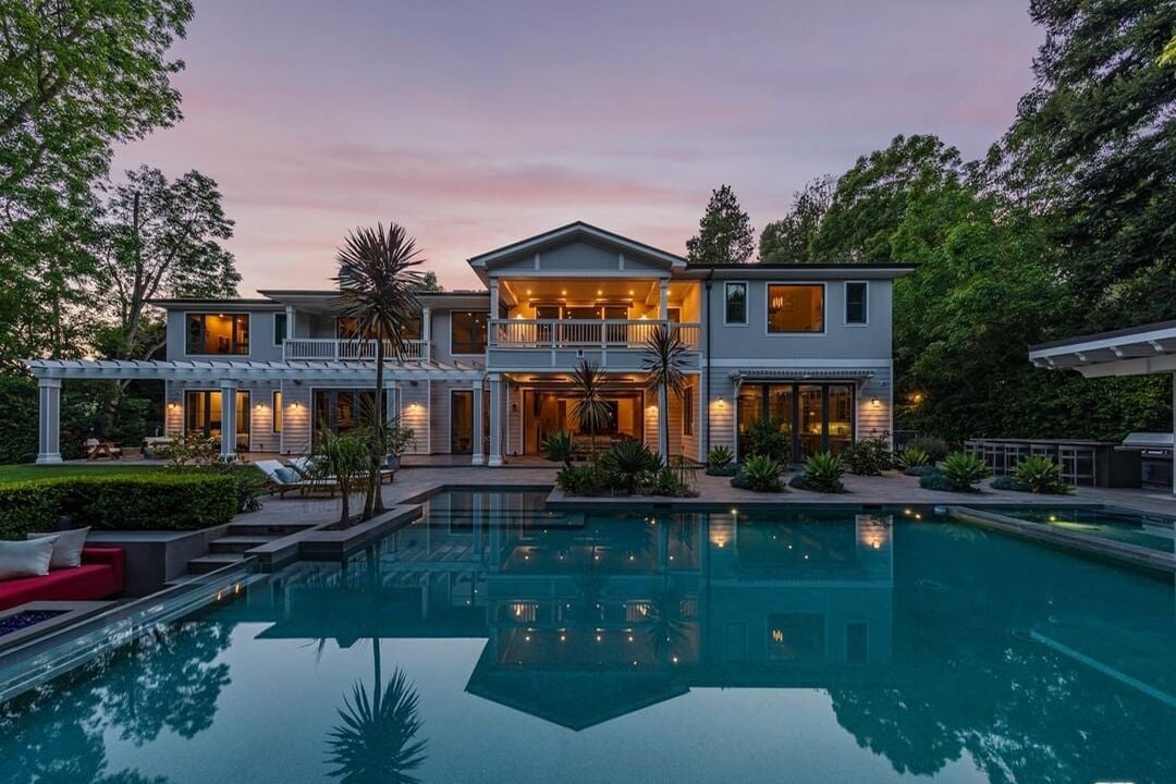 Monarch Reserve, N Norman Pl, 90049