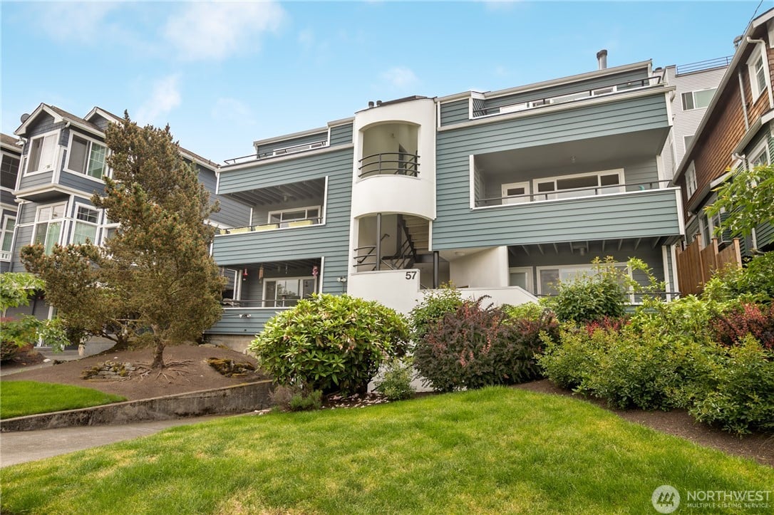 57 Etruria Street #203