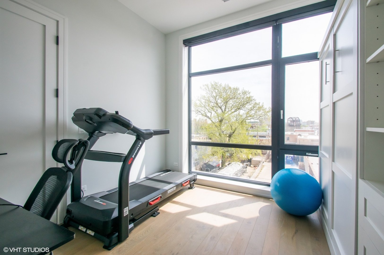  505 N Hermitage Avenue Unit: 4S