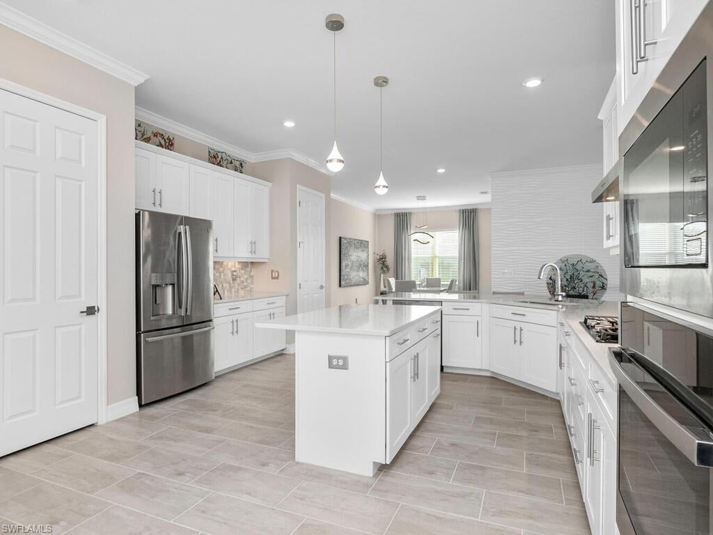 13488 Blue Bay Cir