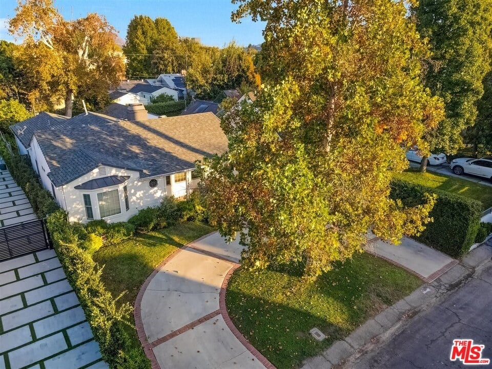 4440 Morella Ave