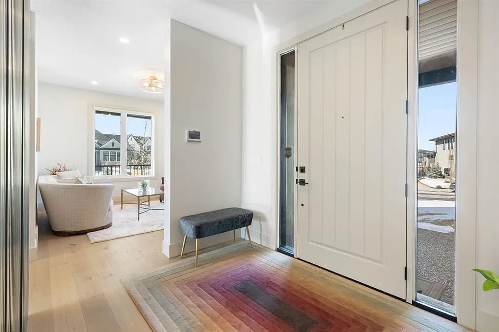 73 N Waters Edge Gdns