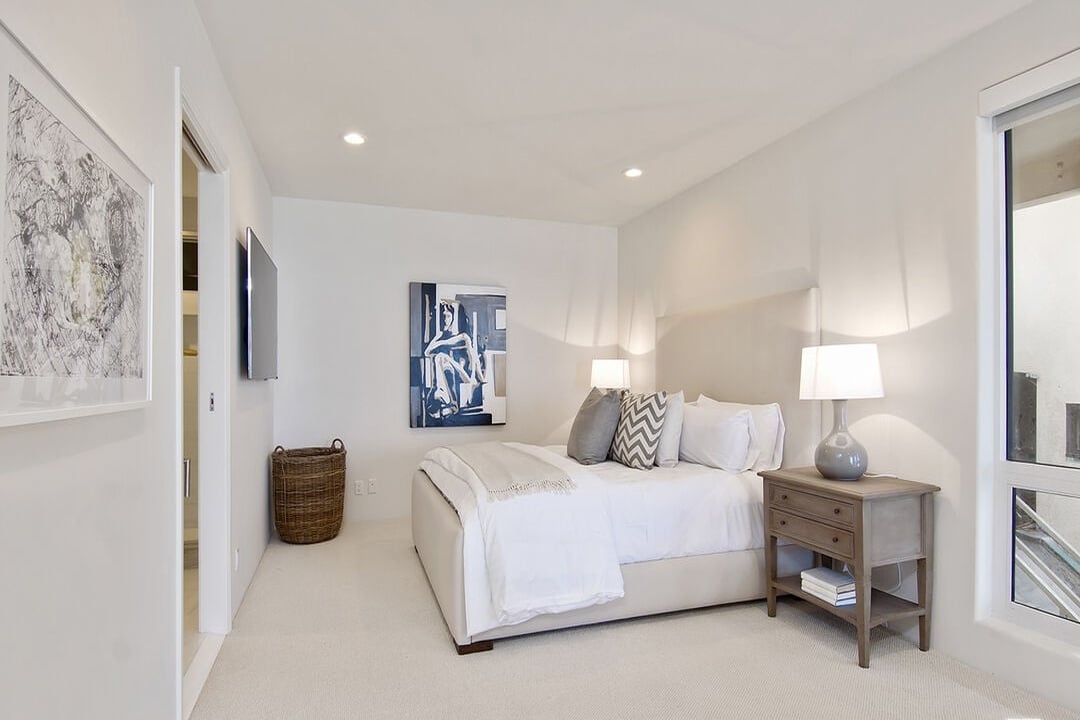 Solis Crest, Broad Beach Rd, 90265