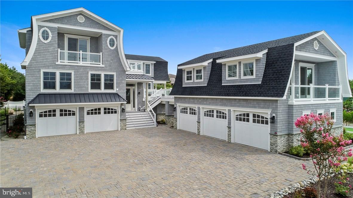 25 Long Beach Blvd, #A