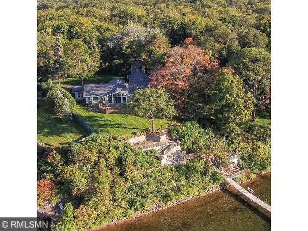 40 Old Orchard Ln