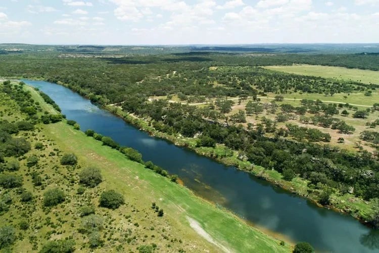 5 Seven 2 Ranch