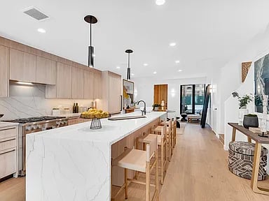 26A Huntington St