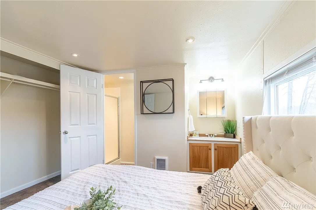 8730 206th St SE TRAILER 27