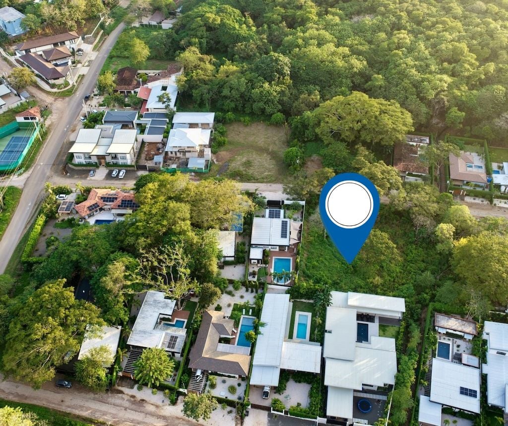 D78 | Extra-Large 1,911 m² Lot in Playa Grande Estates