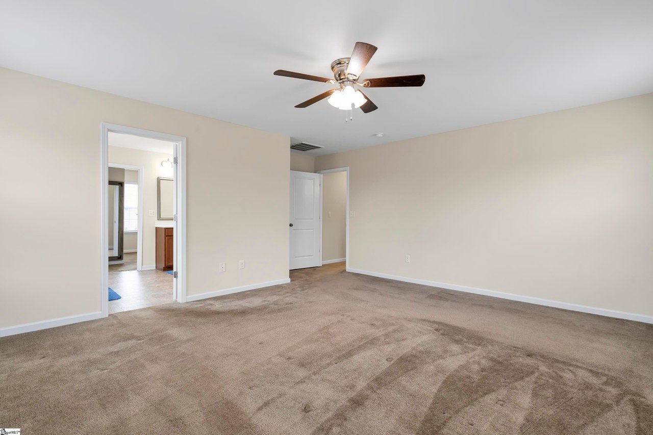 251 Castleton Cir