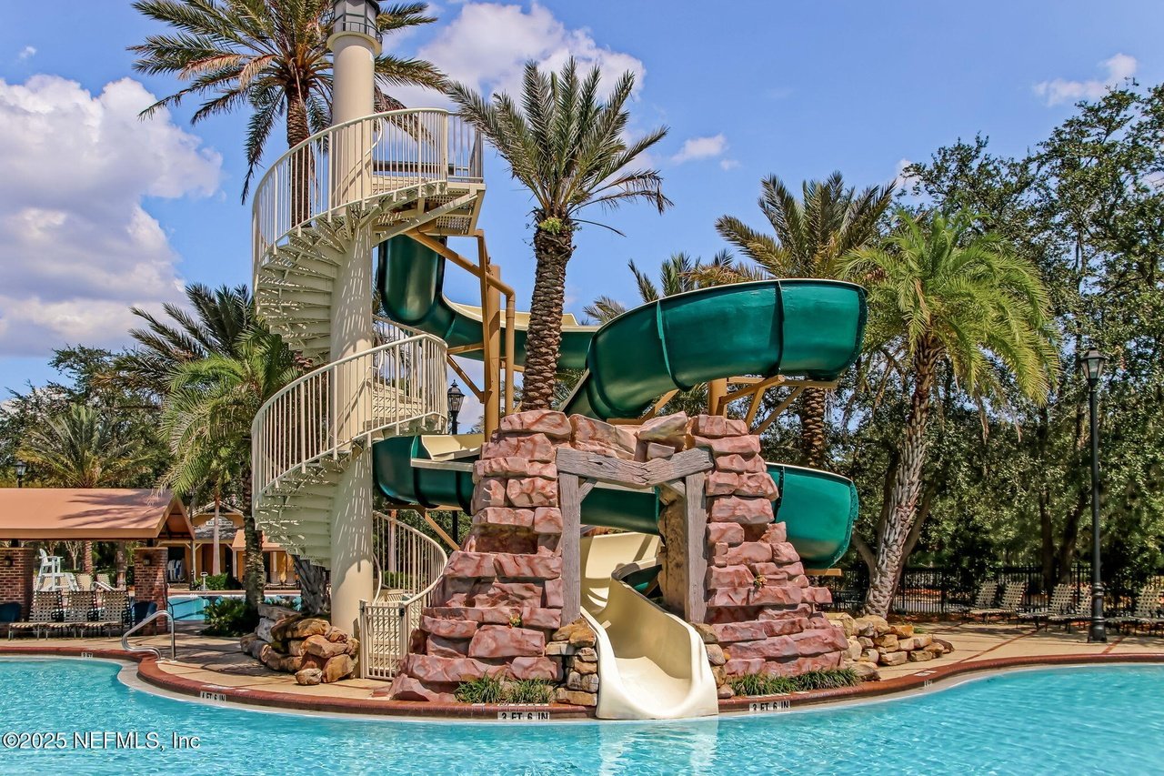 1479 Shadow Creek Dr