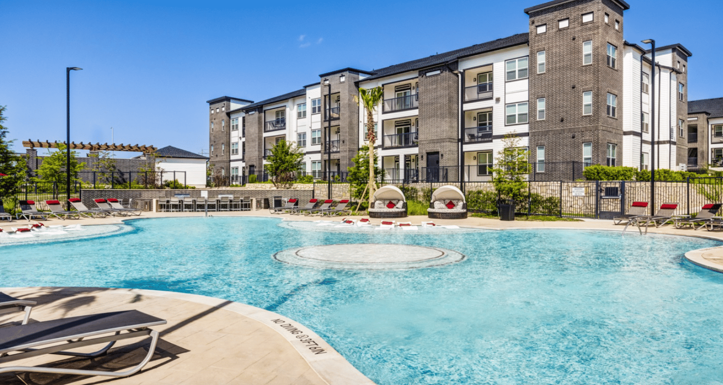 Enjoy up to 10 Weeks base rent FREE!