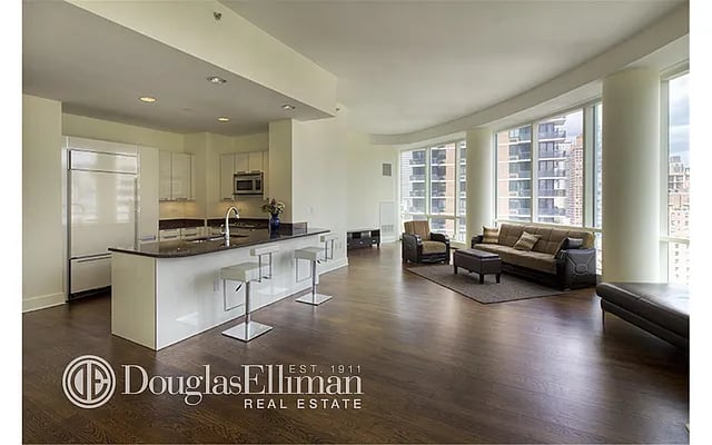 250 East 49th Street Unit: 15CD