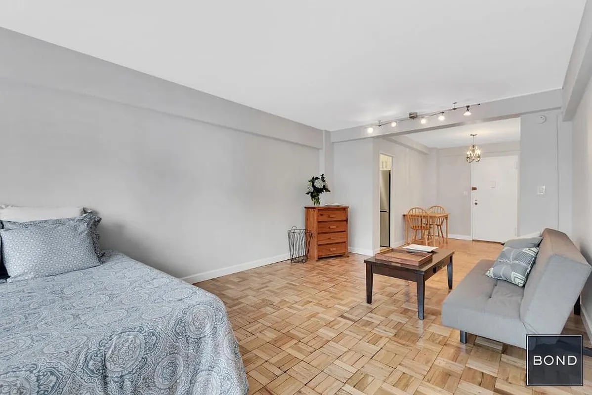 210 East 36th Street, #8-F