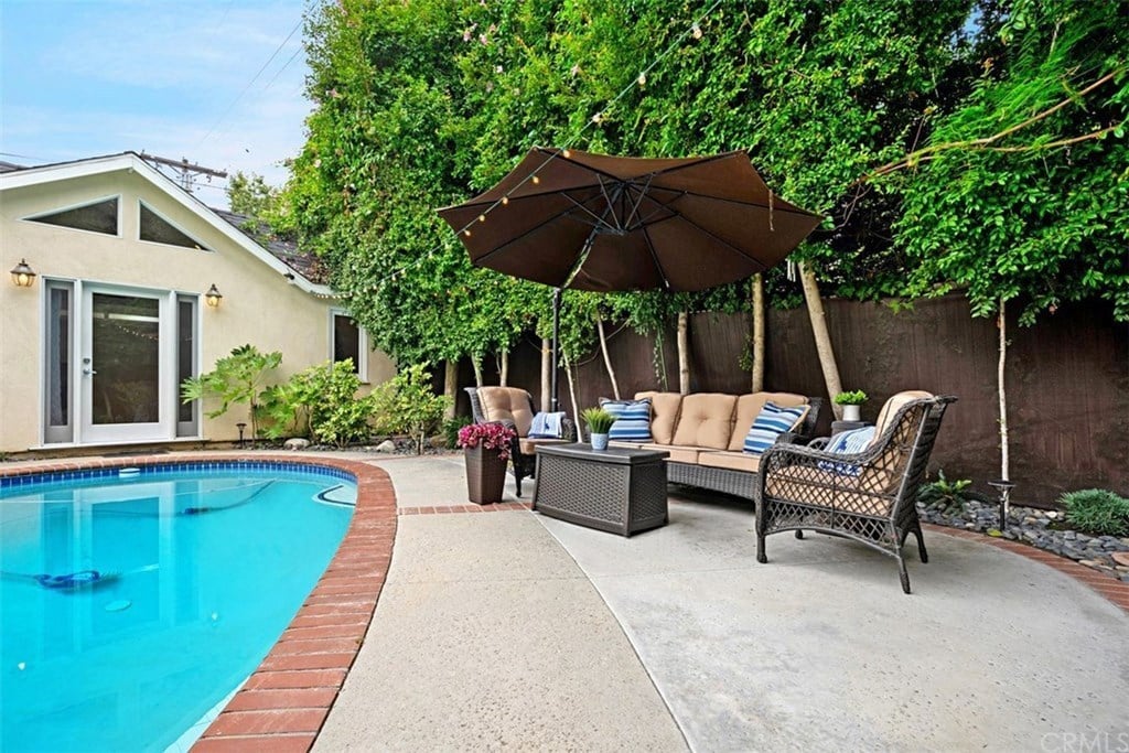 4225 Camellia Ave