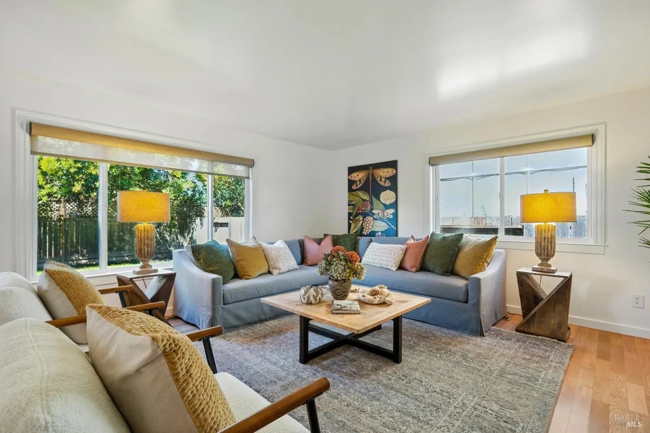 1925 Contra Costa Ave