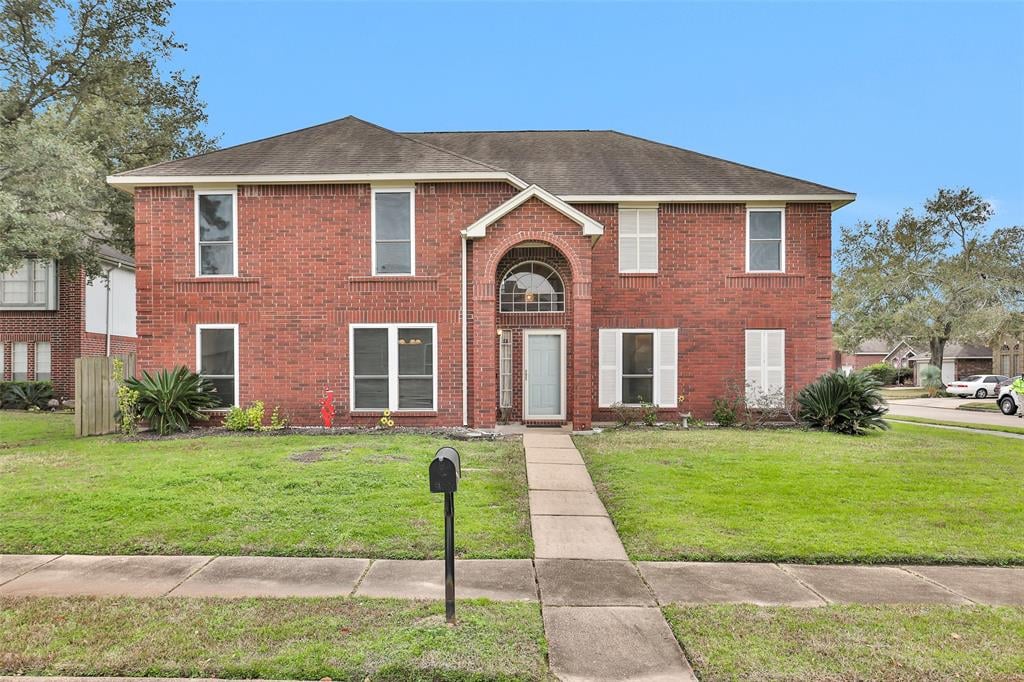 18810 Pine Bower Cir