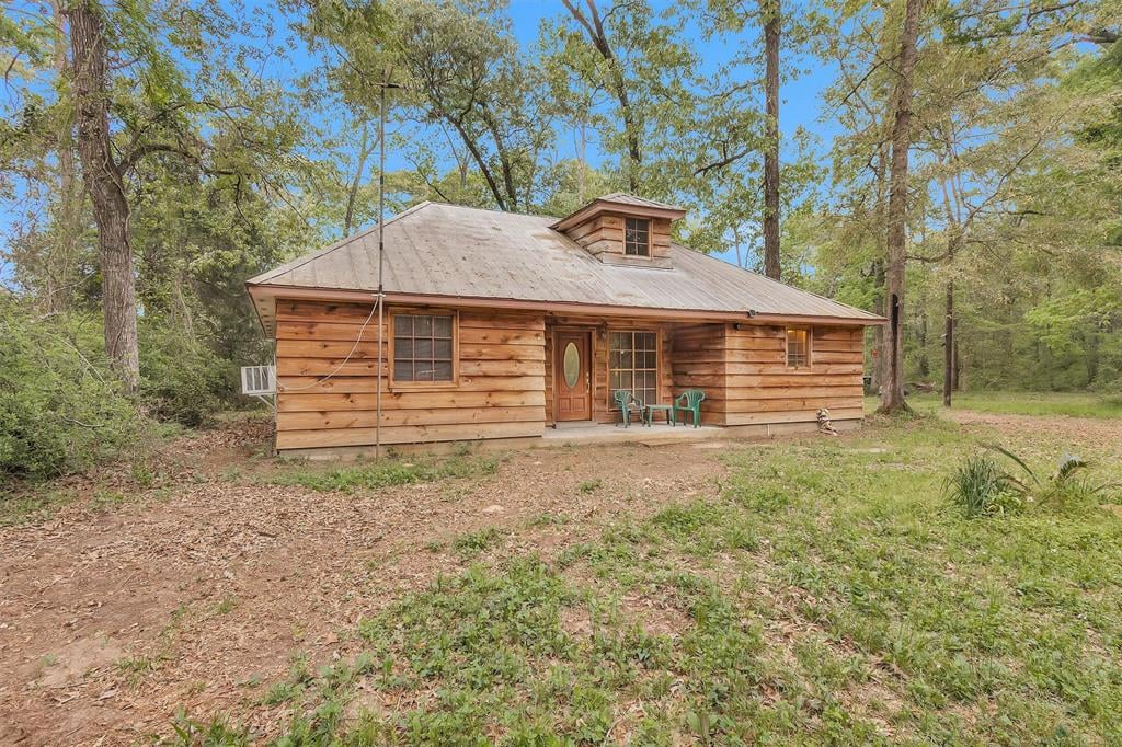 15395 Sharon Ln