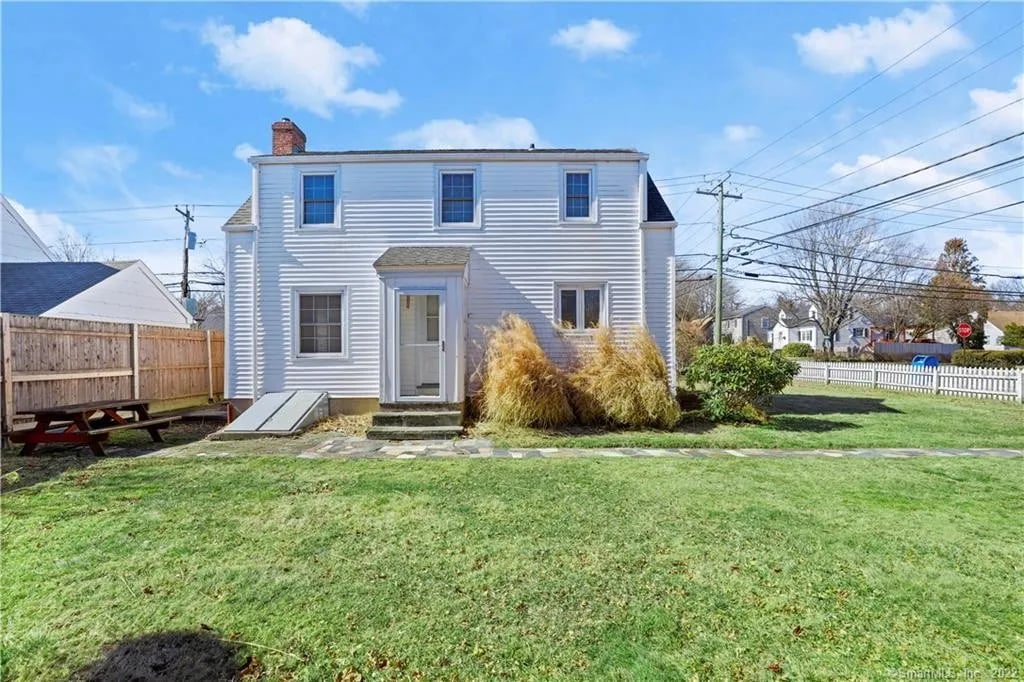 537 South Pine Creek Road